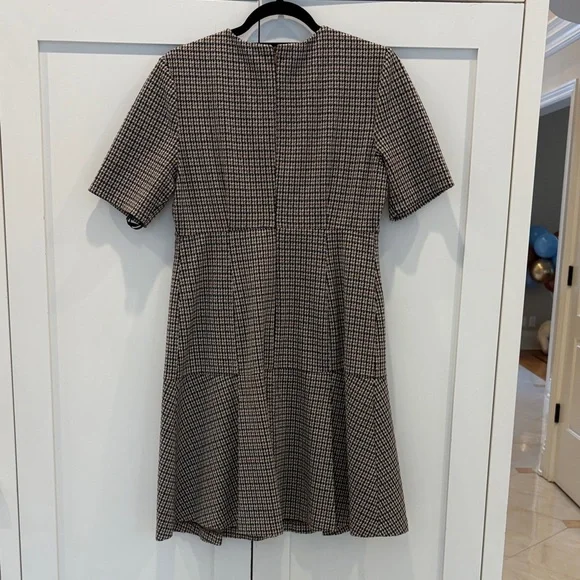 Calvin Klein 8 Elegant brown beige and White Houndstooth Dress - Picture 5 of 5